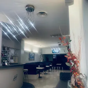 Hotel Holiday- Finestrella ***